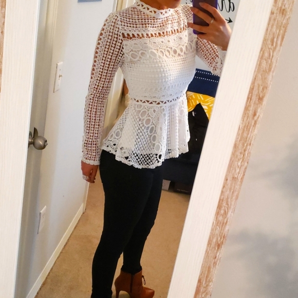 Elegant White Lace Long Sleeve Blouse | Size 2 | - Picture 2 of 11